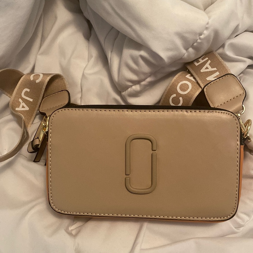 Cross body bag